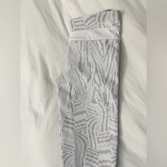 NWOT Devon Windsor Alex Legging - Picture 9 of 13